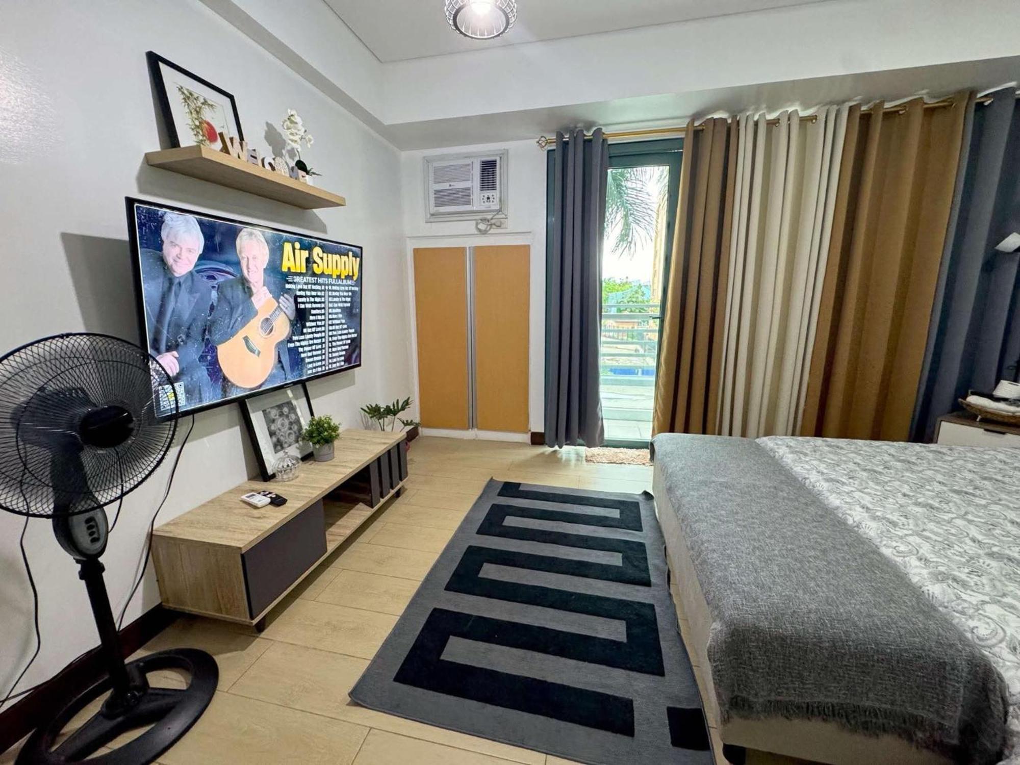 Two Palm Tree Villas Pasay Exterior foto
